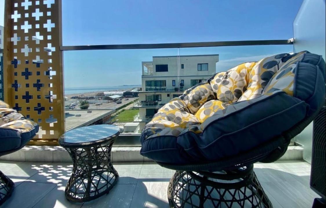 Valy Apartments Summerland Mamaia Esterno foto
