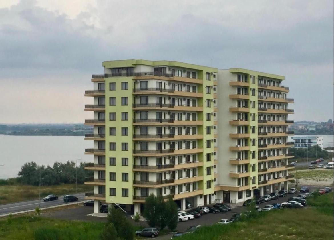 Valy Apartments Summerland Mamaia Esterno foto