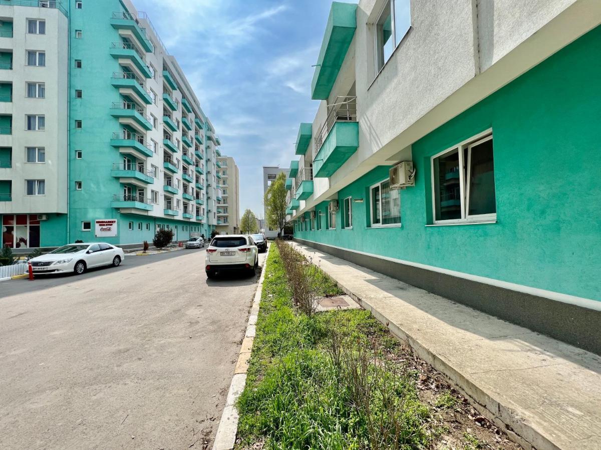 Valy Apartments Summerland Mamaia Esterno foto