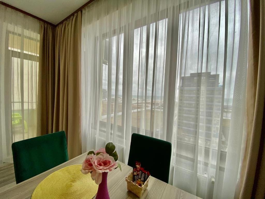 Valy Apartments Summerland Mamaia Esterno foto