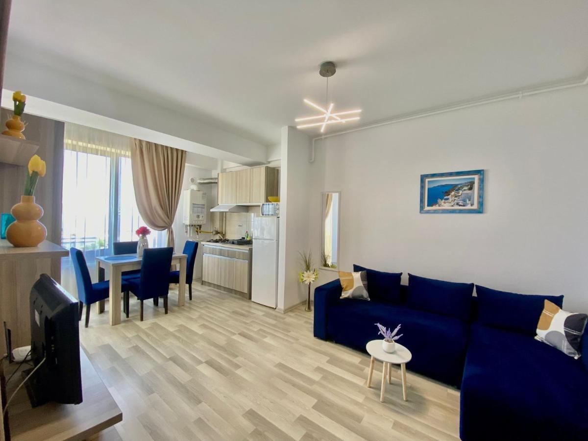 Valy Apartments Summerland Mamaia Esterno foto