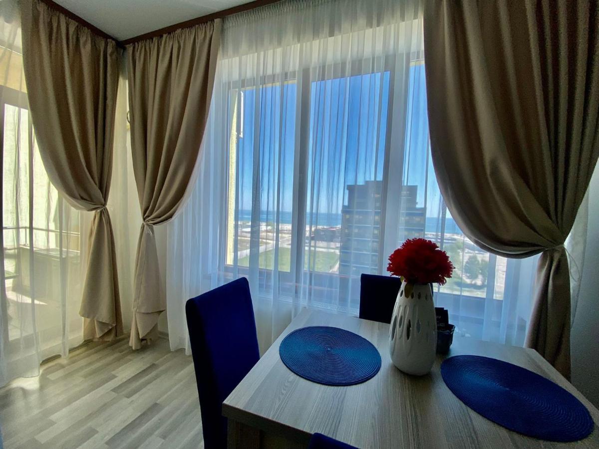 Valy Apartments Summerland Mamaia Esterno foto