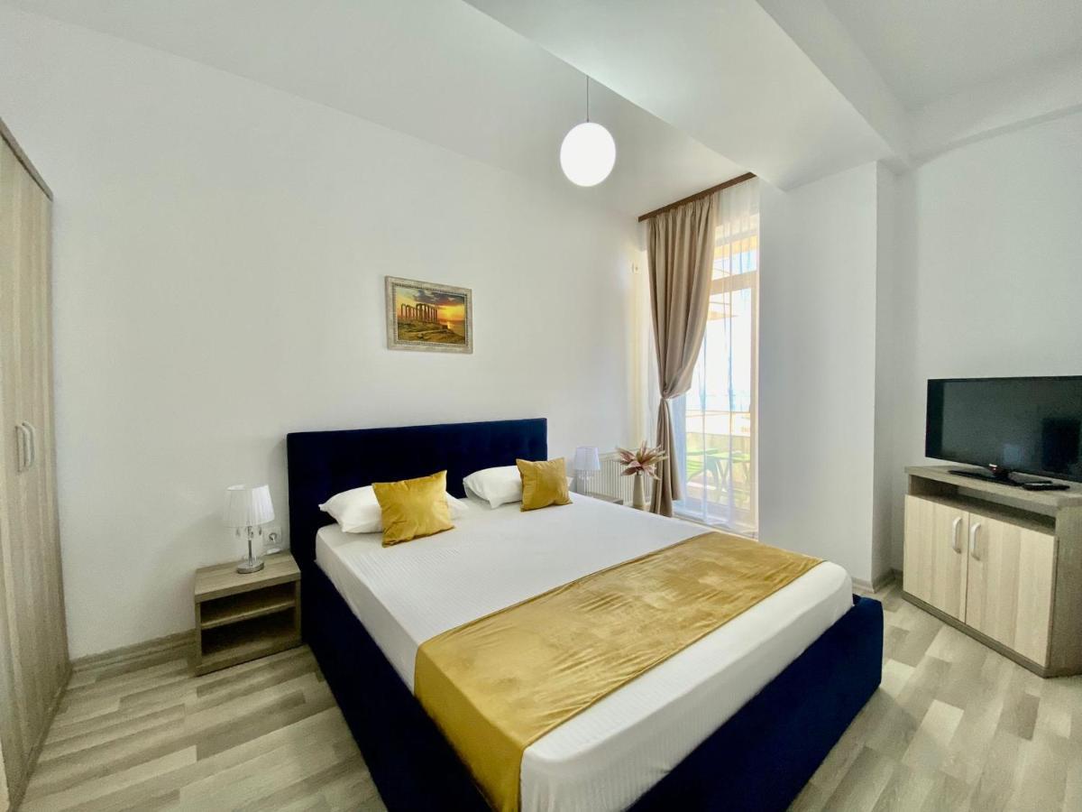 Valy Apartments Summerland Mamaia Esterno foto