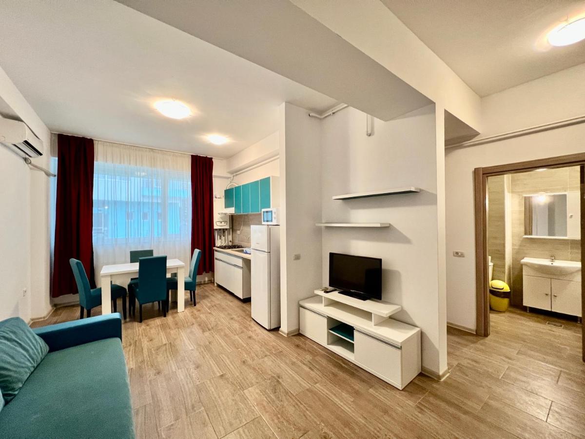 Valy Apartments Summerland Mamaia Esterno foto