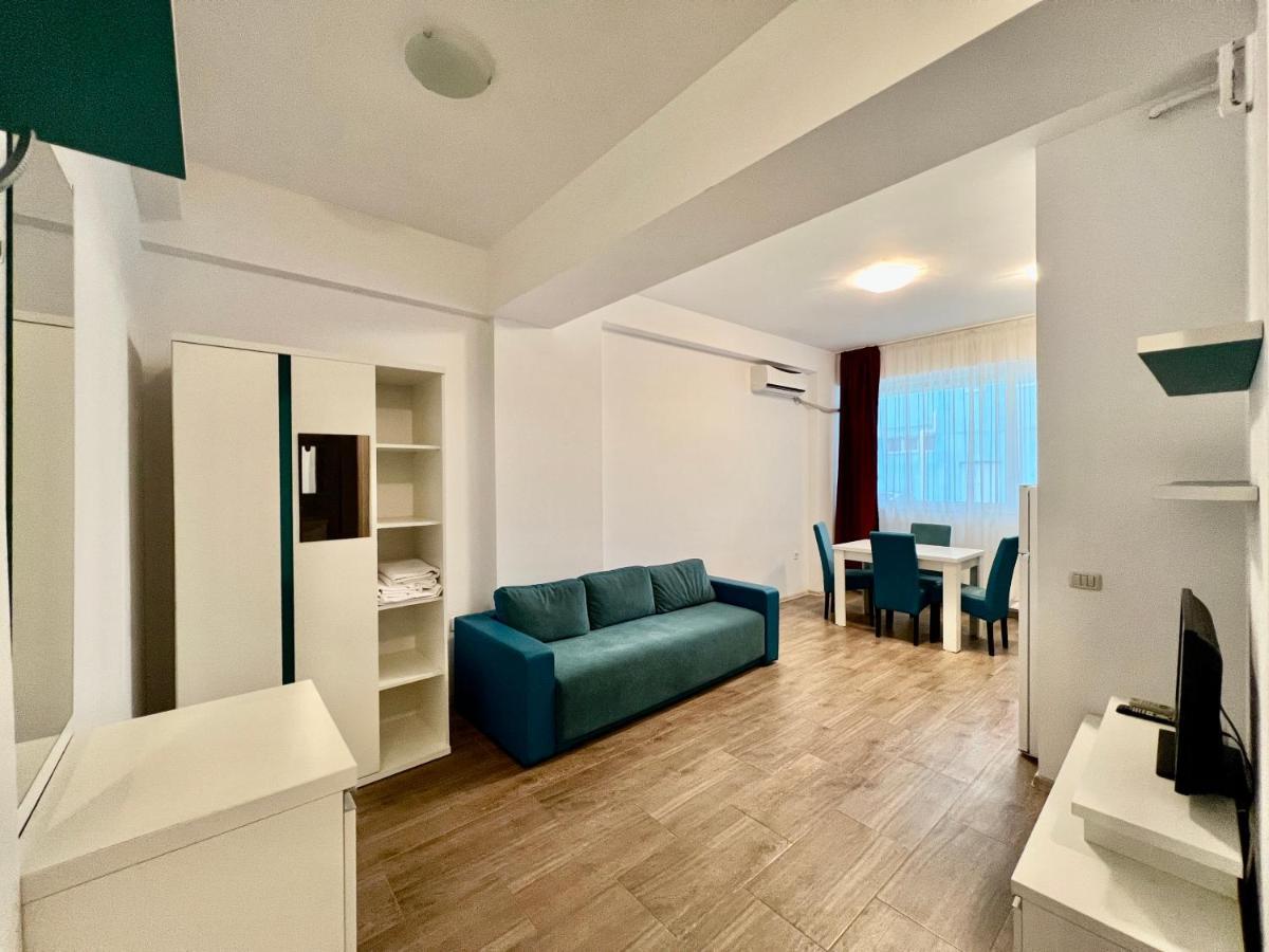 Valy Apartments Summerland Mamaia Esterno foto