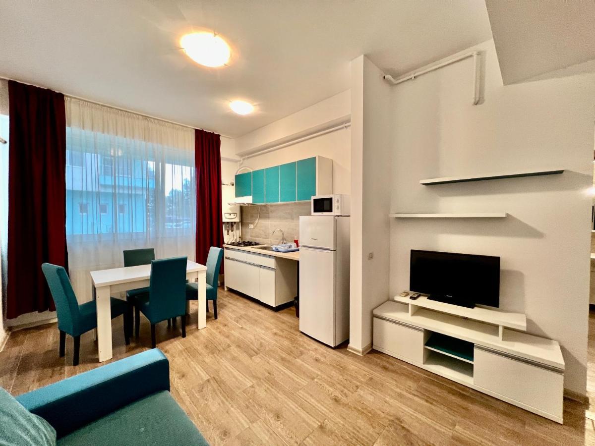 Valy Apartments Summerland Mamaia Esterno foto